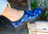 New: Women's Garden Shoe, Grungy Paw Blue Print: Grungy Paw Blue